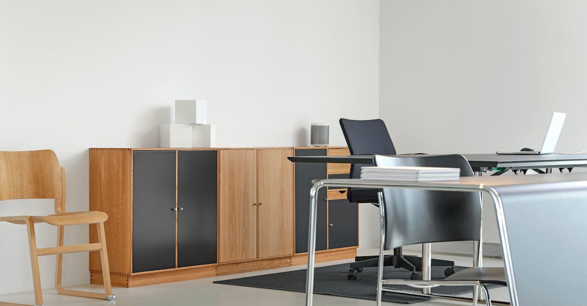 Modular Office Furniture Options in Manchester  